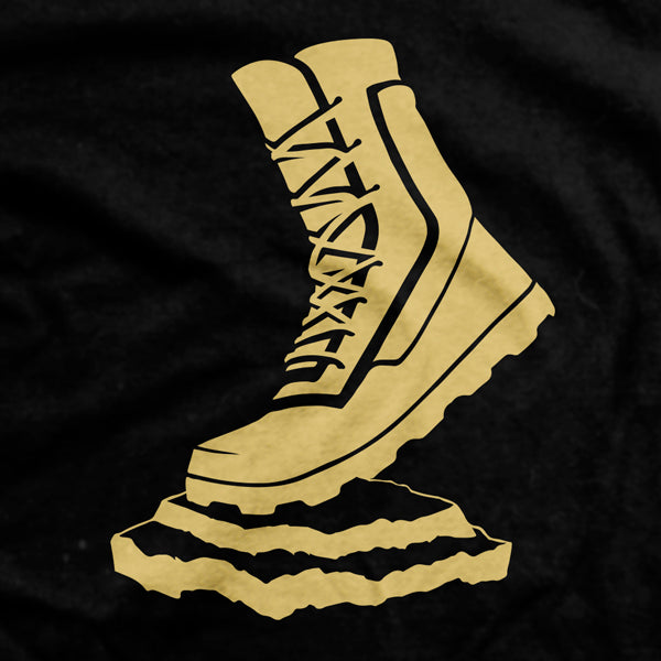 Vettys Gold Boot Black T-Shirt